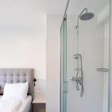Guest house Staystay I 24 Check-in *